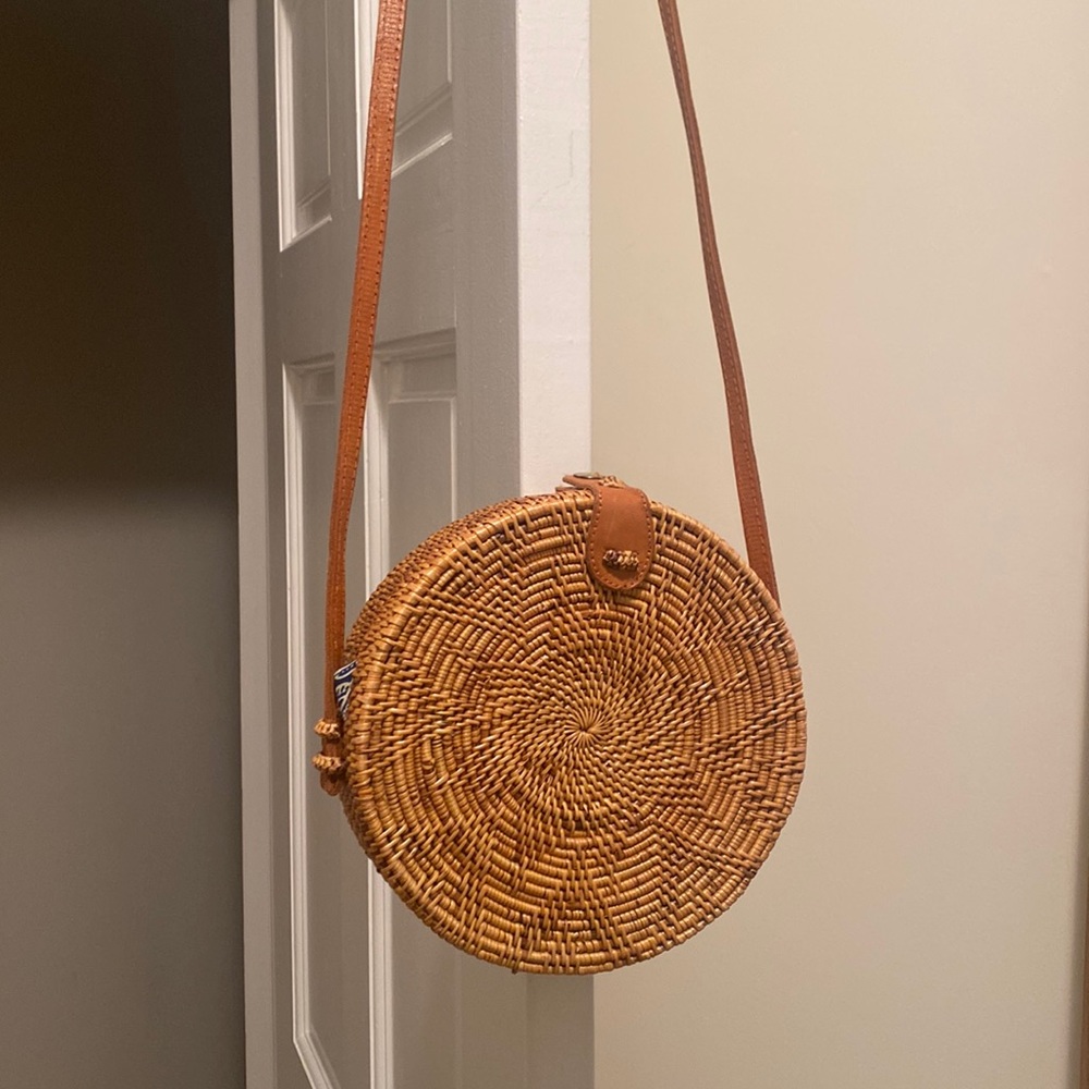 Cross body bag
